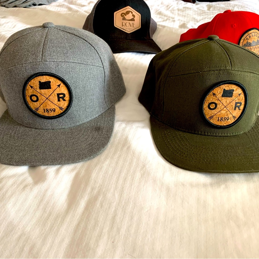 Grizzly lids Oregon hats